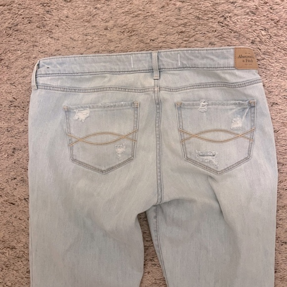 Abercrombie Vintage Distressed Low Rise Denim - Picture 5 of 5